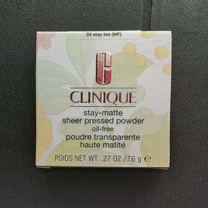 Clinique Stay-matte Sheer Pressed Powder Oil Free 24 Stay Tea